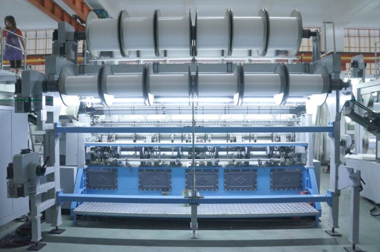 Máquina de tejer por urdimbre de fábrica Zhongzhi